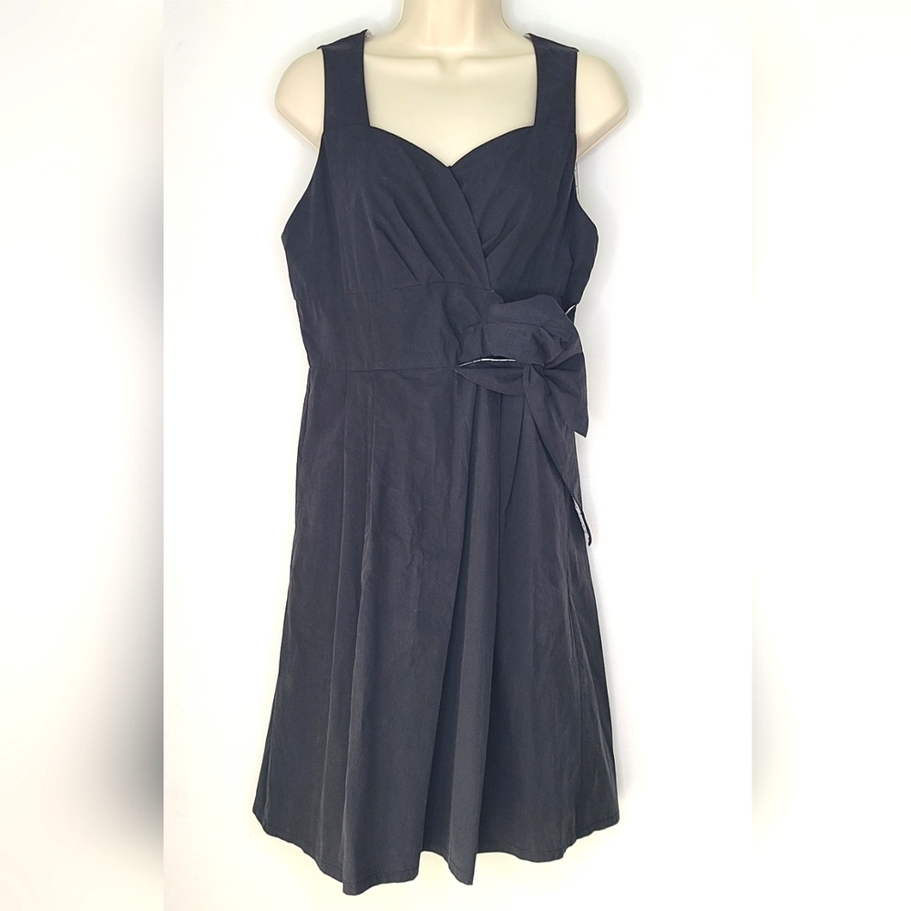 ESLEY Cocktail Dress Sweetheart Neckline Faux Wrap Black Size Large